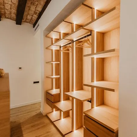 Petit Luxe St. Pere